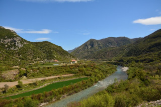 В Албании обнаружили один из крупнейших природных резервуаров в мире